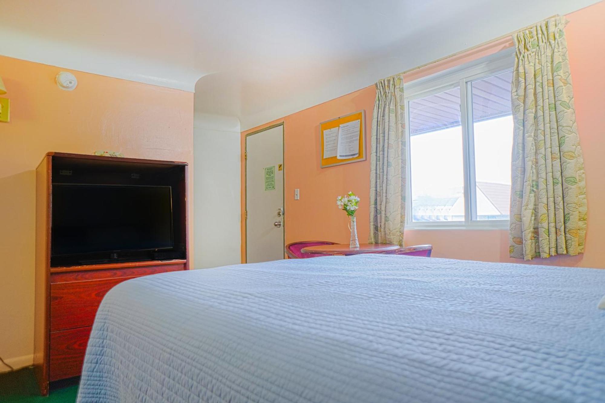 Bay Motel By Oyo ベイシティ エクステリア 写真