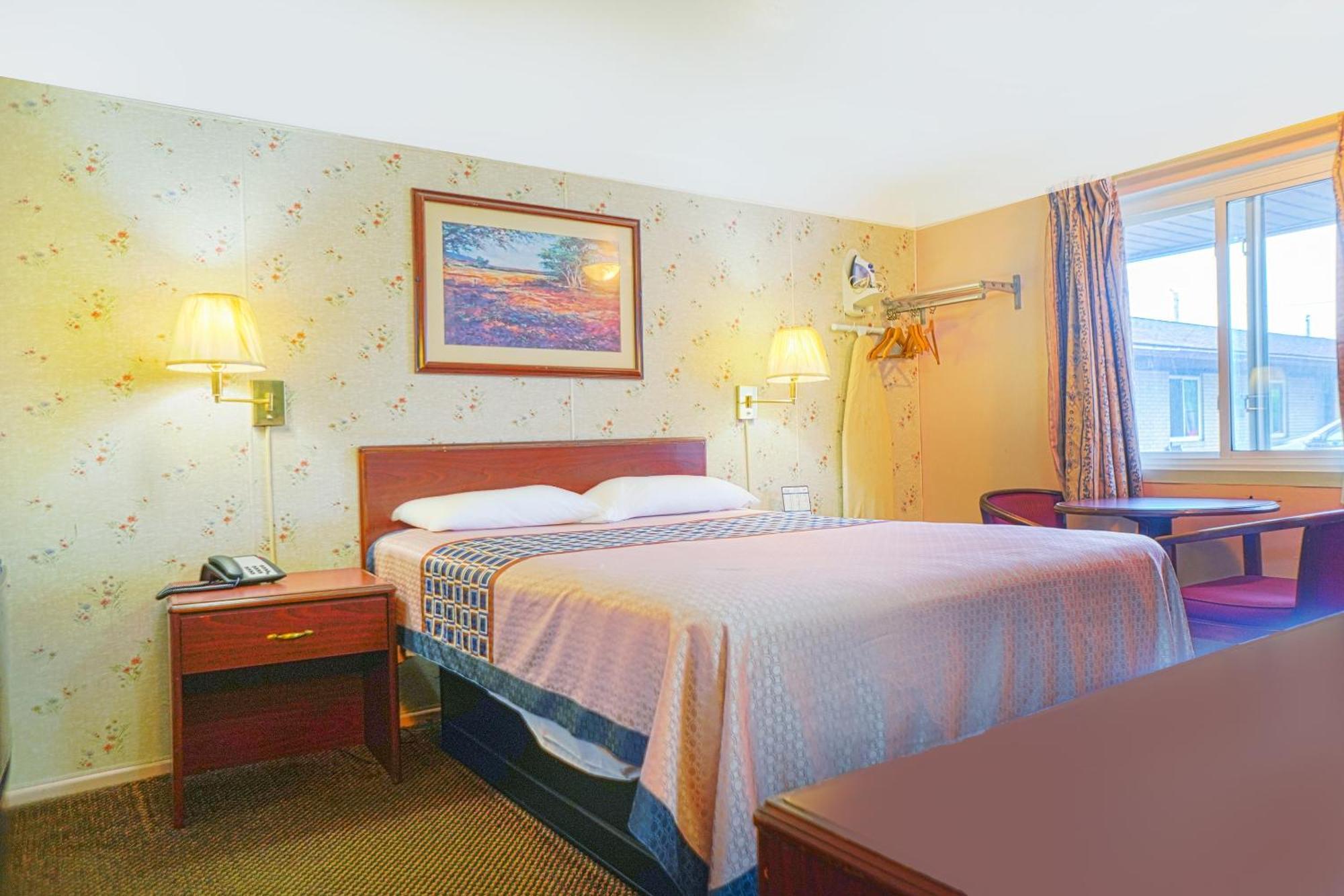 Bay Motel By Oyo ベイシティ エクステリア 写真